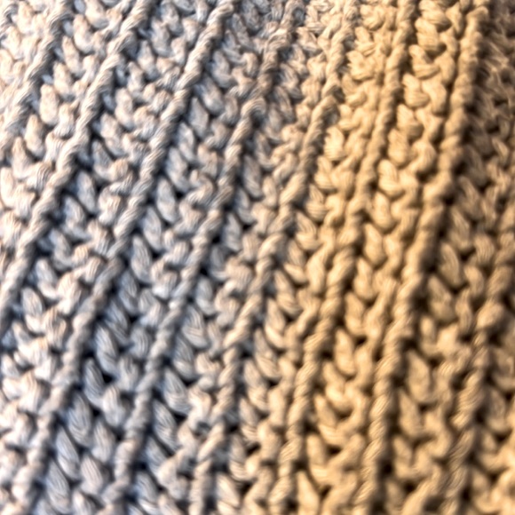 American Apparel knit sweater - Picture 4 of 4